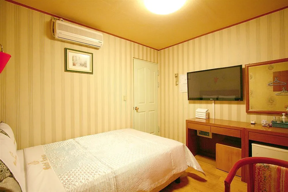 Amiga Inn Seoul Hotel